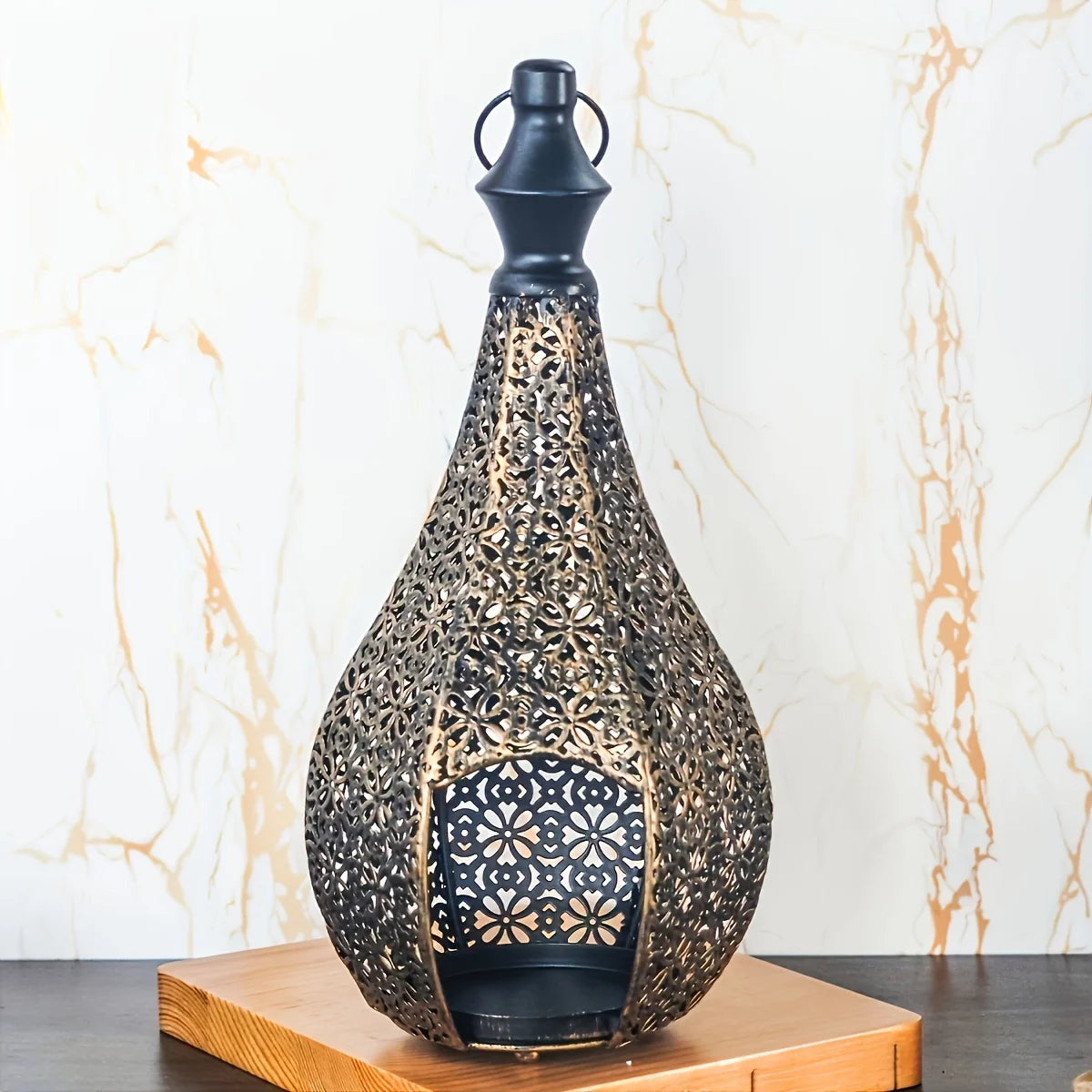 Elegant Metal Lantern Candle Holder - Home Decor Tabletop Lantern,Perfect forNew Year and Celebrations (Excluding Candles)